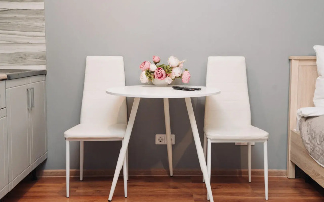 Na Ulitse Monastyrskoy 46 Flat