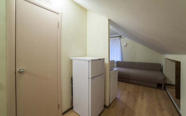 Apartments on Yunaya 12