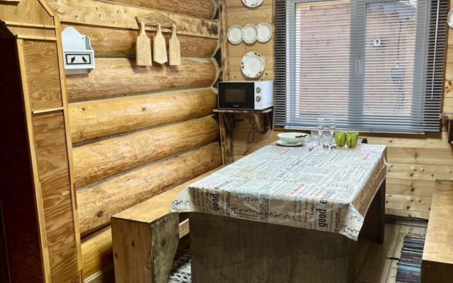 V Derevne Chalet