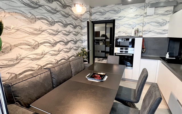 Dvukhkomnatnaya v Tsentre Minska na Sutki/nedeli/mesyatsy 2 Lodzhii Flat