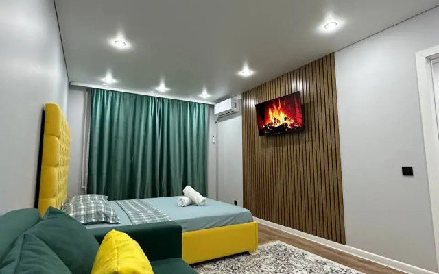 1-Komnatnaya Kvartira v 11 Mikrorayone Apartments