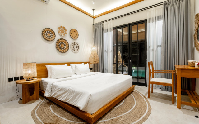 Hijau by EVDEkimi – Charming 2BR Escape with Pool, Outdoor Lounge, Lush Garden – Long Stay Extras Villa