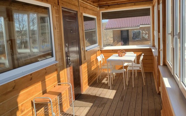 Ladozhskij Bereg-1 Private House