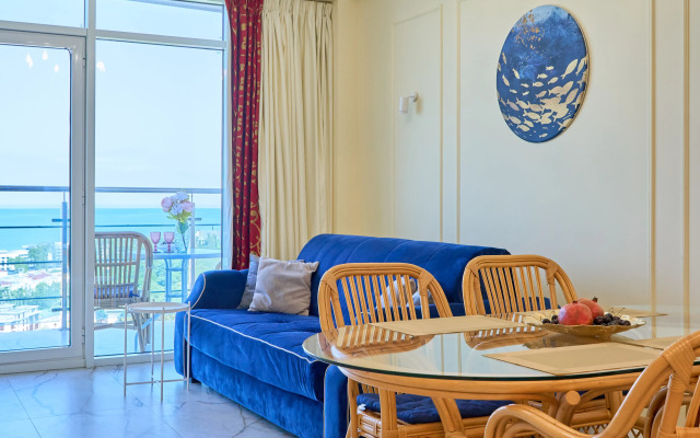 Апартаменты с Шикарным Видом на Море в Центре Сочи