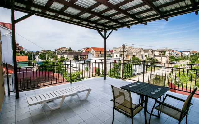Dikaya Vishnya Guest House