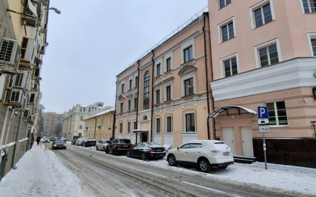 Dvukhurovnevy Stilny Loft V Tsentre Moskvy Na Legendarnoy Taganke Apartments