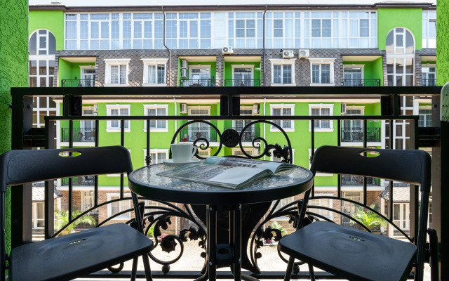 Red Apartments Art Layt Siti Apartament Maykov Apartments