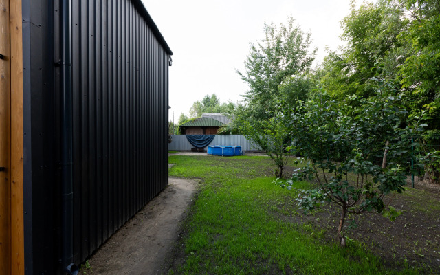 Частный дом с бассейном в СНТ Геолог