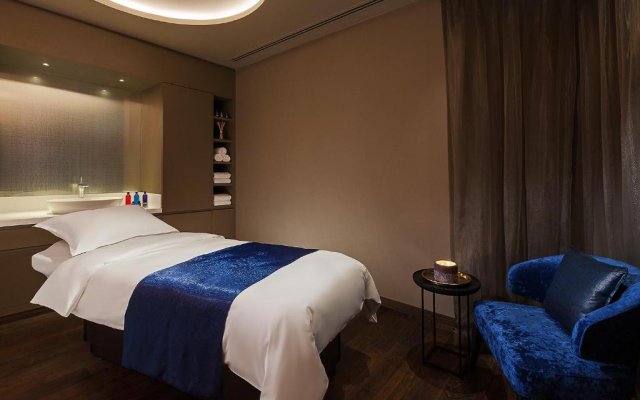 Sheraton Grand Tbilisi Metechi Palace Hotel