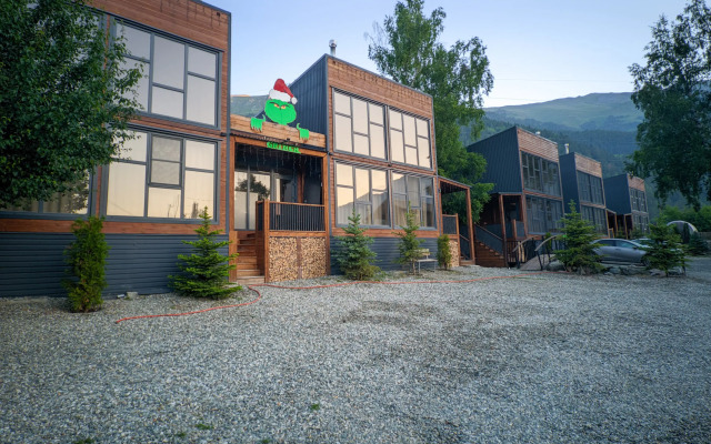 Grinch Hotel Arhiz Guest House