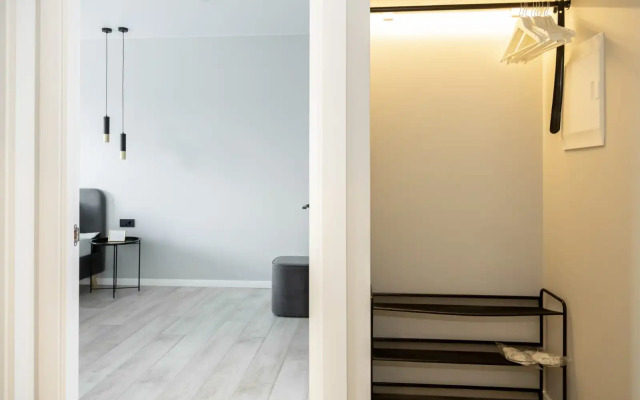 Apartments Apartamentyi Skylight na Parfenovskoj (2)