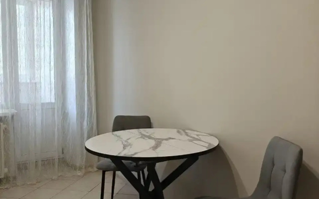 Uyutnaya Odnokomnatnaya V Novom Dome Flat