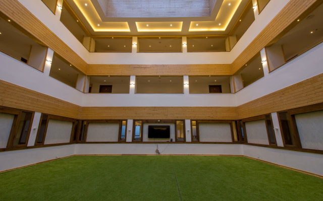 Отель Jain Group Sanderling Resort & Spa