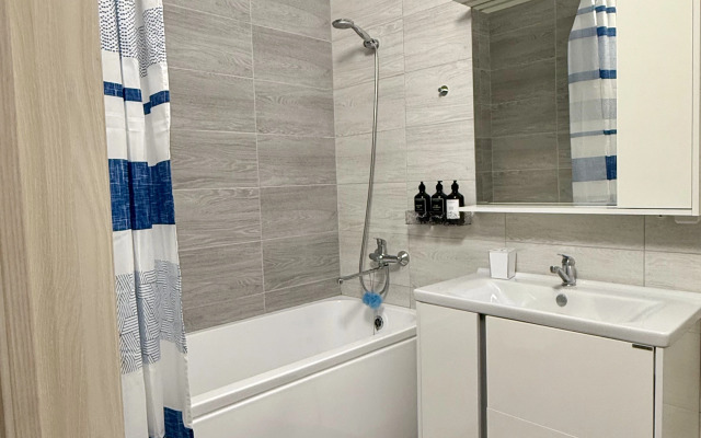 Elegantnaya Yevro 2 U Platonovskogo Flat