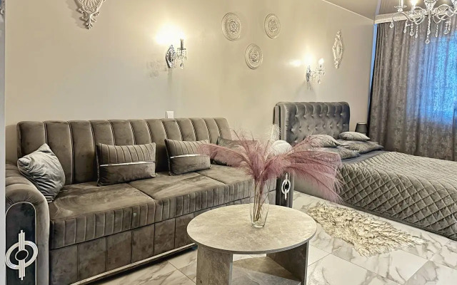 Apartamenty Kvartira-Studiya V Tsentre Bobrujska Na 19 Etazhe