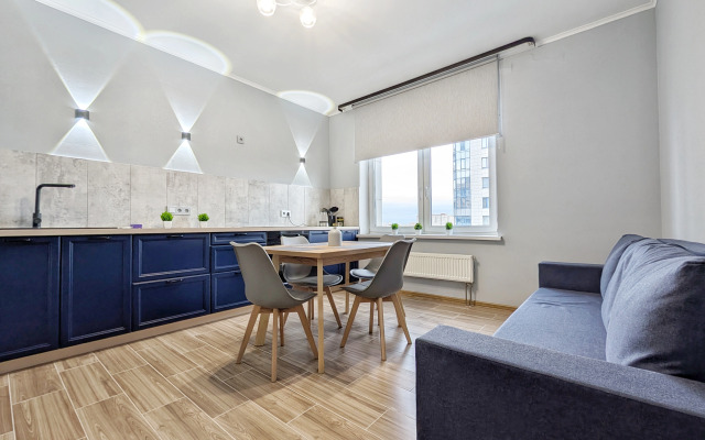 Na Ulitse Tipanova Flat