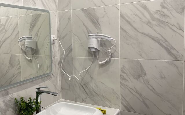 Квартира Апартаменты LOYAL'Ь Карла Маркса 66