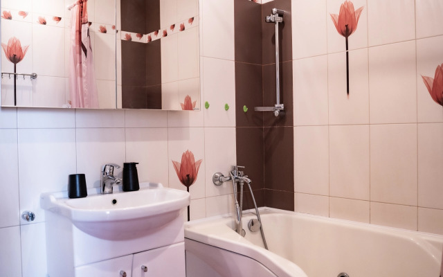 Квартира Уютная двухкомнатная