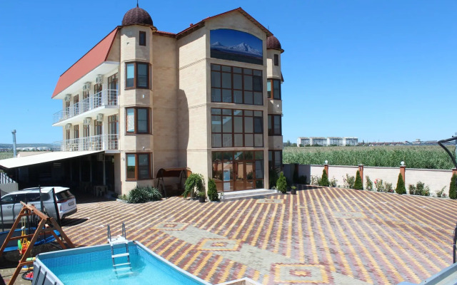 Angelina Guest House