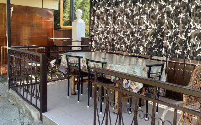 Robinzon guest house