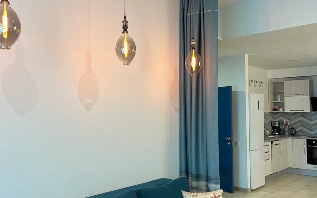 Апартаменты Афалина с зоной патио и отдельной спальной комнатой