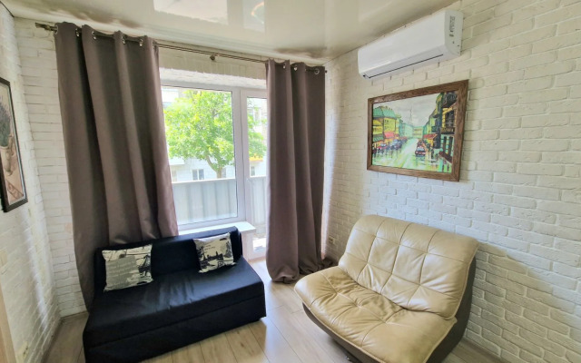 Na Vetkovskoy 1 Apartments