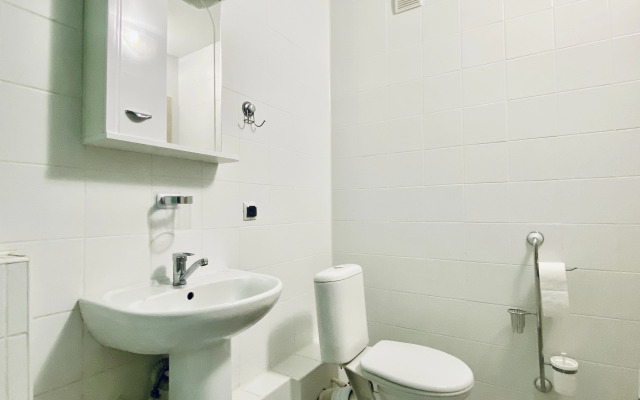 Komfortnaya Odnokomnatnaya V Tikhom Spalnom Rayone Zhk Aprel Flat