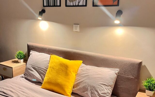 Studiya Melanzh Flat