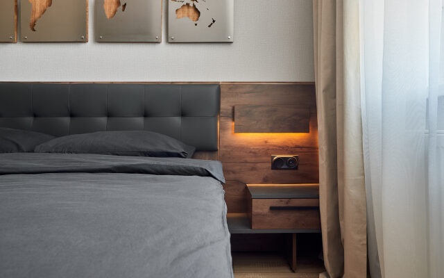 Derevo I Stal  Flat
