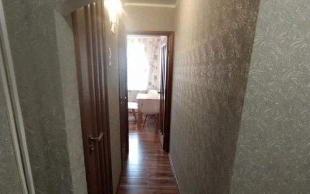 Tryokhkomnatnye Nebesnyy uyut Aparts Apartments