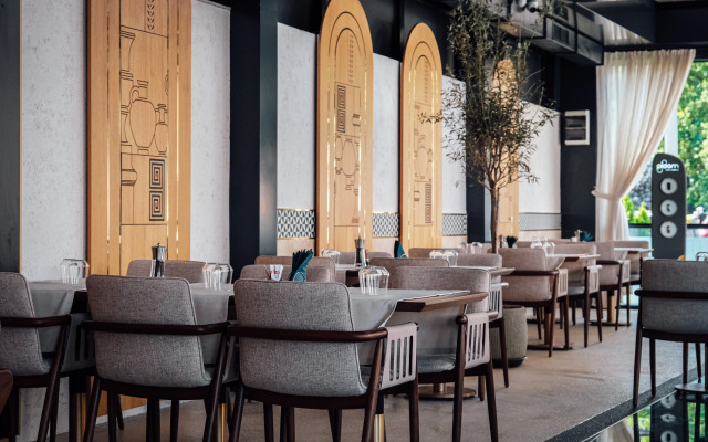 Lupa by Bueno Hotel