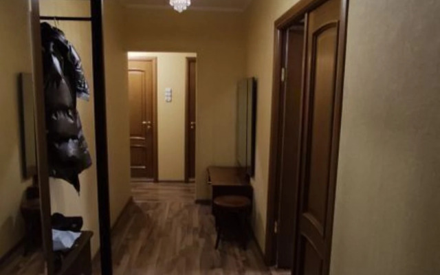 Trekhkomnatnaya Na Ulitse Leningradskaya 18 Flat