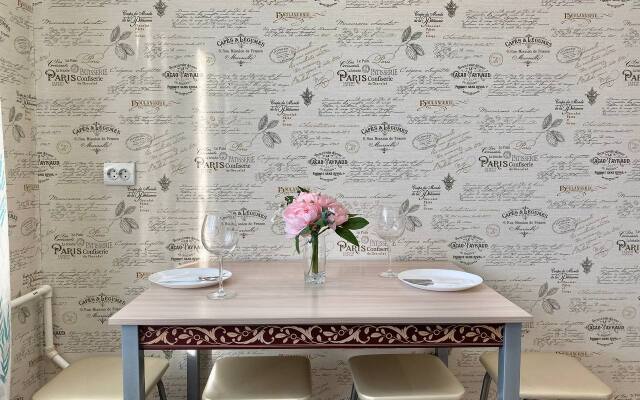 Апартаменты на Фестивальная 1