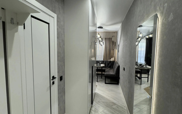 Apartamenty Vidovaa krasivaa sky studia v centre ZK Graff House