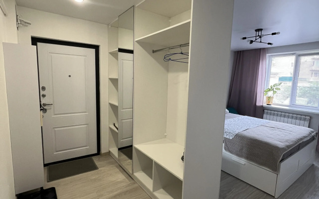 2/2 Vladimir Flat