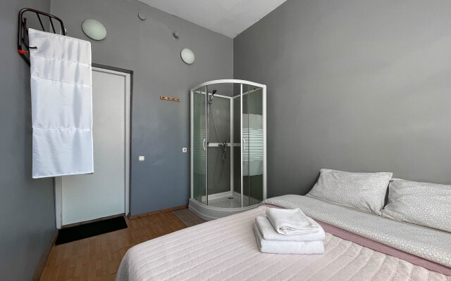 Отель Сафари