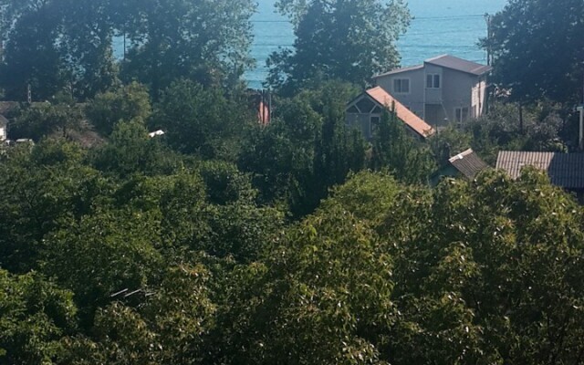 Yuzhny Hotel