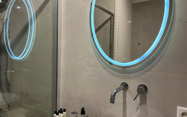 Апартаменты Сияющий Синий Апартамент на 30 Этаже Москва-Сити