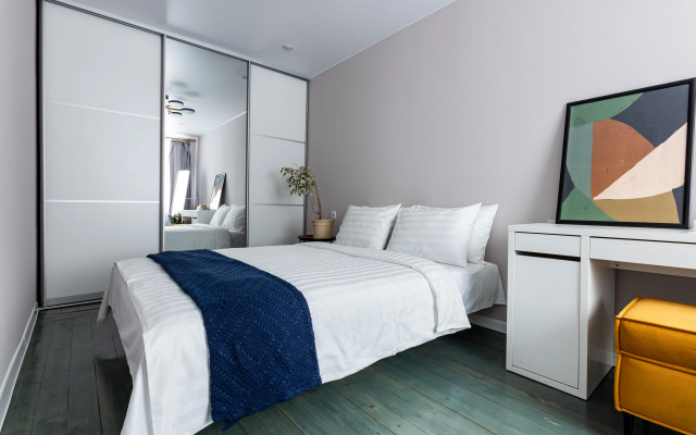 Sapfir v Pushkine Flat