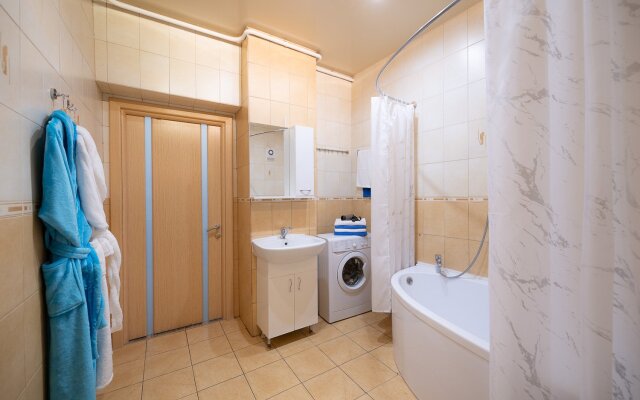 Apartamentyi Pyat' Zvezd Na Ploschadi Revolyutsii