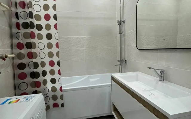 Na Chaykovskogo 100/2 Apartments