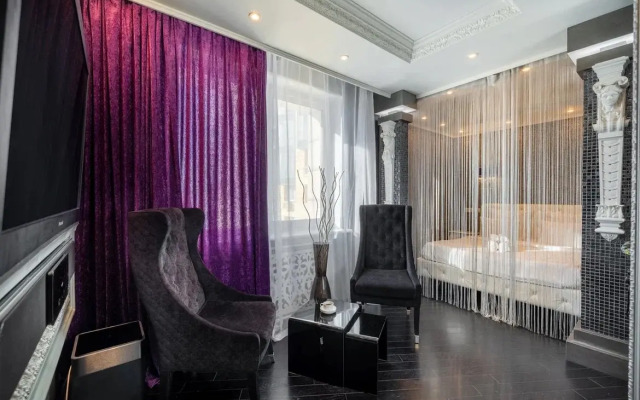 Shikarniye s Dizaynerskim Remontom Apartments