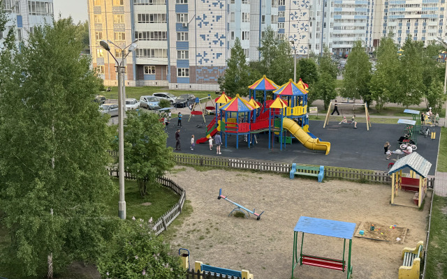 3-kh Komnatnaya Na Beregu Yeniseya Flat