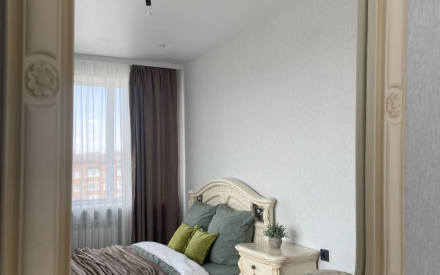 Квартира Просторная на Курсантов Кировцев