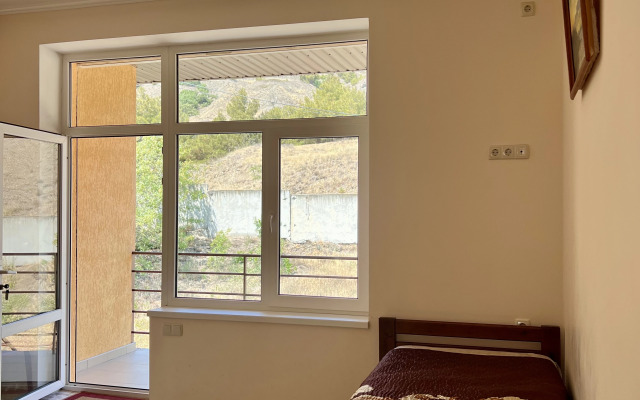 Agira Guest House