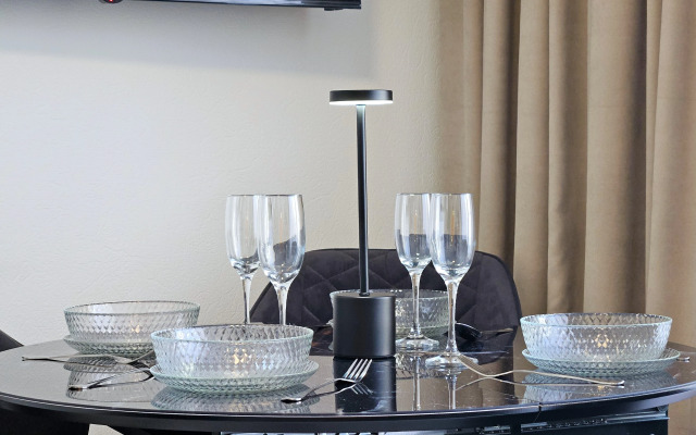 Dobryij dom ryadom s RZhD-meditsina Apartments