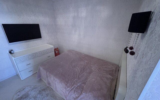 4-Kh Komnatnye V Zhk Elit U Morya Apartments