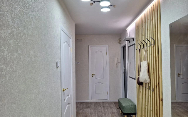 Flat Novaya Do 4+2 Chelovek "versal Apartment"