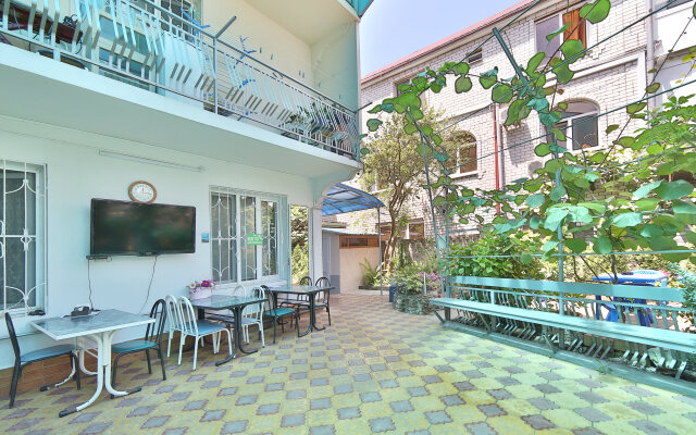 Chernomor Guest House