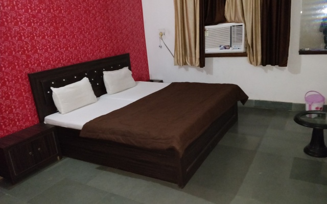 Manish Chauhan Guest House